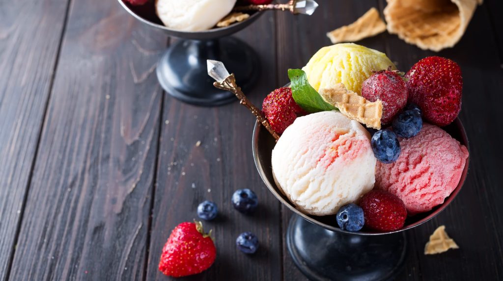 homemade-organic-vanilla-ice-cream-with-mint-and-i-2023-11-27-05-15-49-utc-min